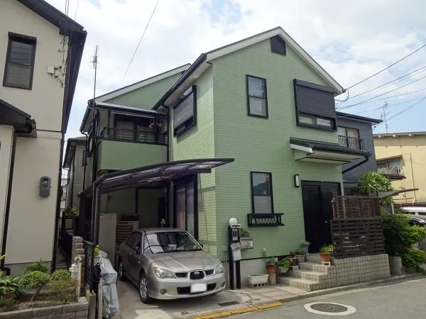 八幡市柿木垣内のY様 外壁フッソREVO-IR 屋根スーパーシャネツサーモF 塗装